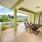 Guesthouse Brahja, Tirana