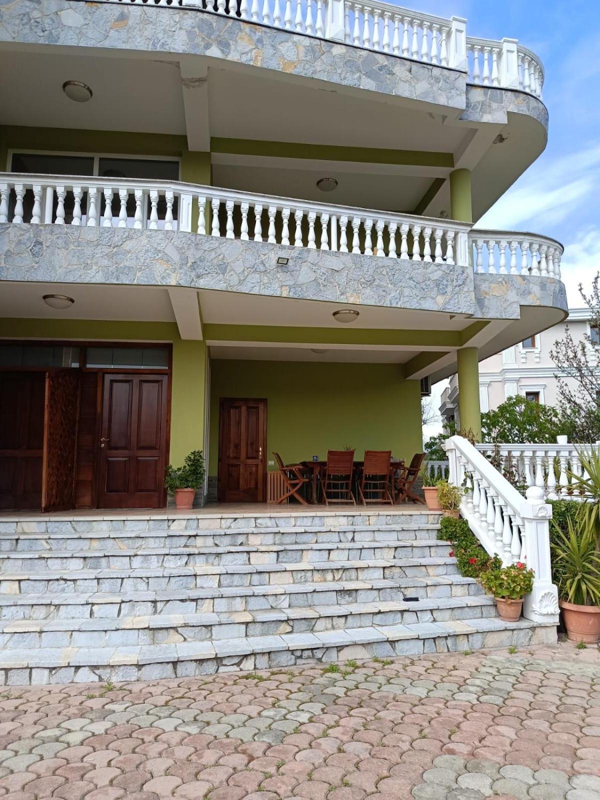 Brahja, Guest house *
